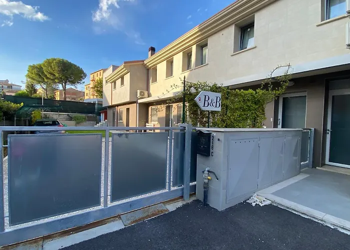 Porta Romana فندق مبيت وإفطار 3*